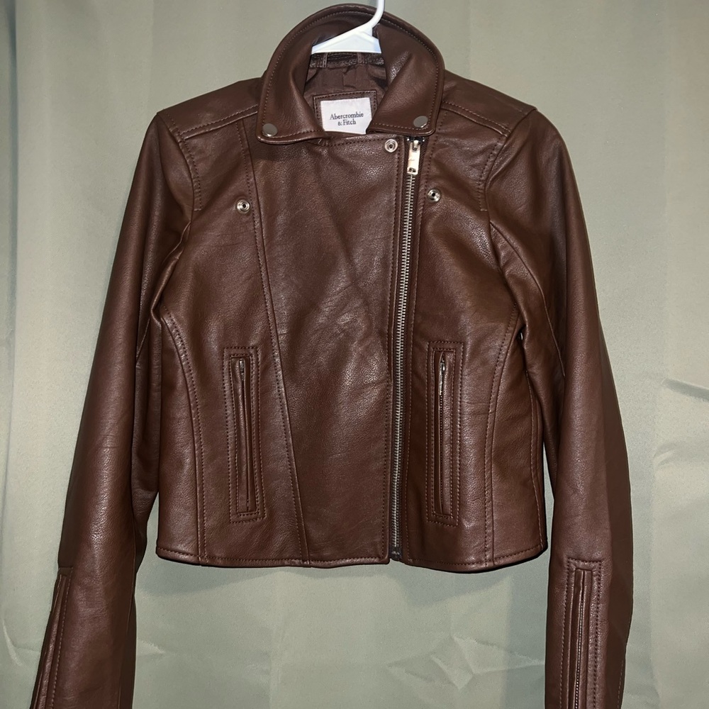 NWOT Abercrombie & Fitch Vegan Leather Jacket Size Small